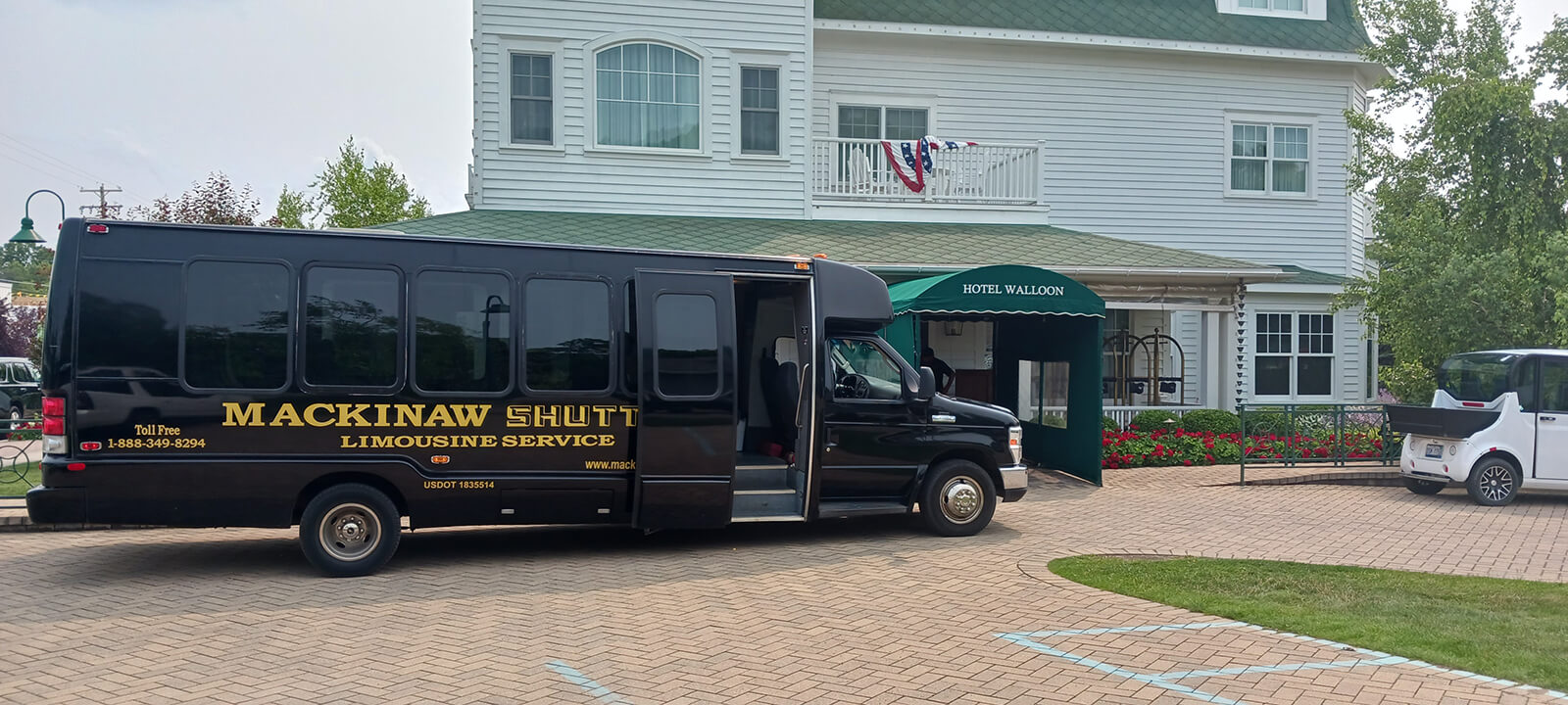 Mackinaw Shuttle bus at a Northern Michigan resort