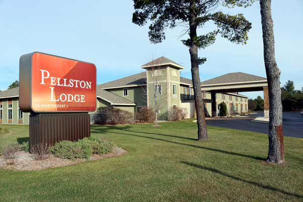 Pellston Lodge photo
